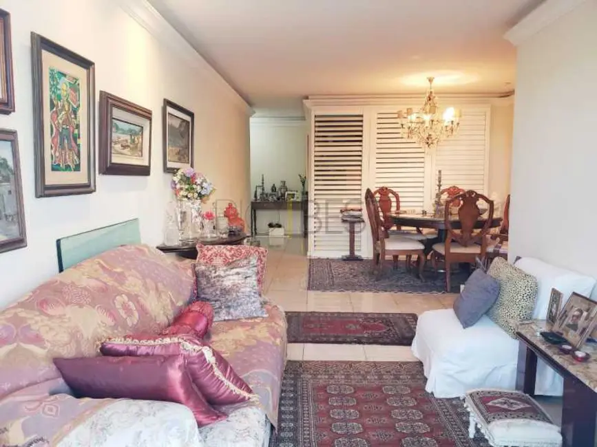 Apartamento com 3 quartos à venda, 130m2 em Rio De Janeiro - RJ - imagem 3 Foto 3 de Apartamento com 3 quartos à venda, 130m2 em Rio De Janeiro - RJ