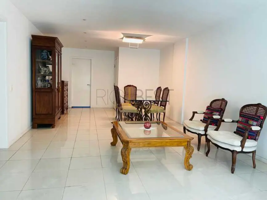 Foto 2 de Apartamento com 3 quartos à venda, 171m2 em Rio De Janeiro - RJ