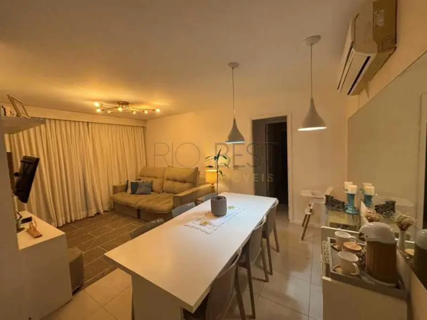 Foto 1 de Apartamento com 2 quartos para alugar, 111m2 em Rio De Janeiro - RJ