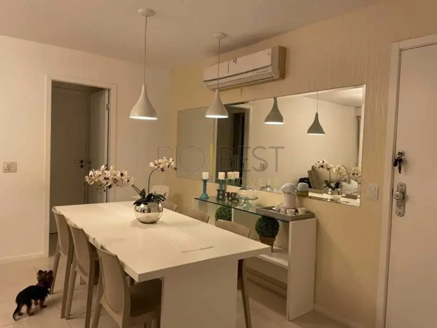 Foto 4 de Apartamento com 2 quartos para alugar, 111m2 em Rio De Janeiro - RJ