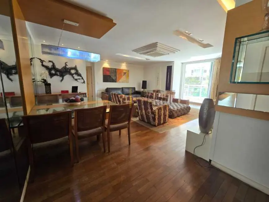 Foto 3 de Apartamento com 4 quartos à venda, 152m2 em Rio De Janeiro - RJ