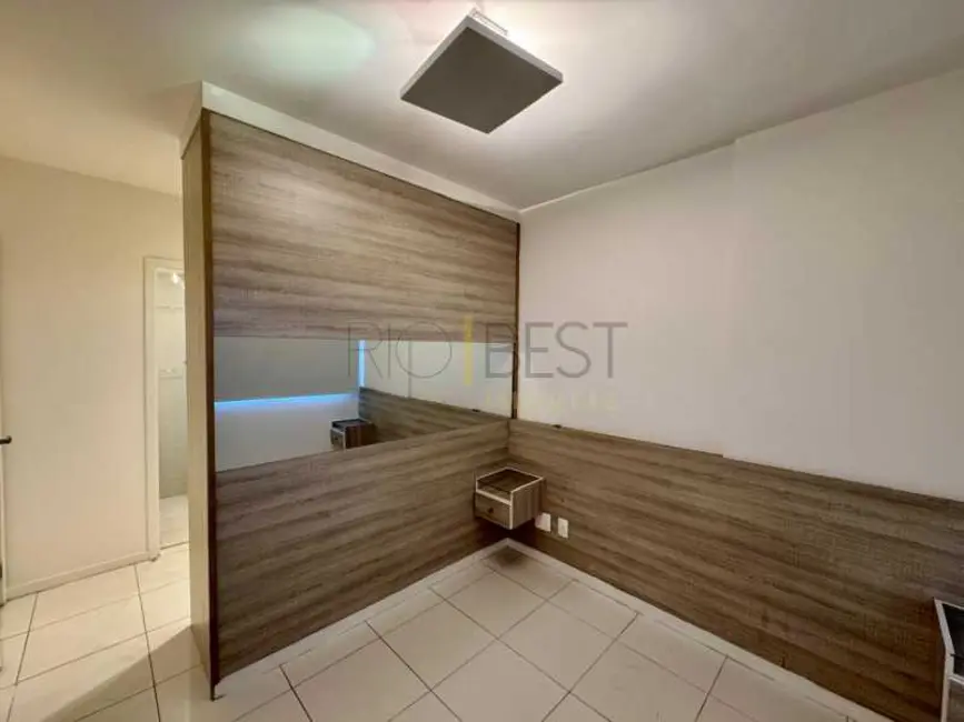 Apartamento com 3 quartos para alugar, 92m2 em Rio De Janeiro - RJ - imagem 6 Foto 6 de Apartamento com 3 quartos para alugar, 92m2 em Rio De Janeiro - RJ