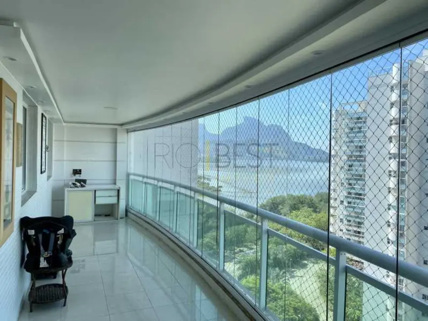 Foto 2 de Apartamento com 3 quartos à venda, 110m2 em Rio De Janeiro - RJ