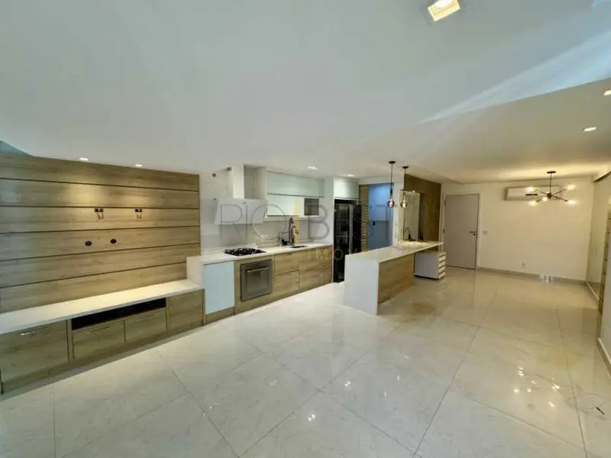 Apartamento com 2 quartos à venda, 75m2 em Rio De Janeiro - RJ - imagem 5 Foto 5 de Apartamento com 2 quartos à venda, 75m2 em Rio De Janeiro - RJ