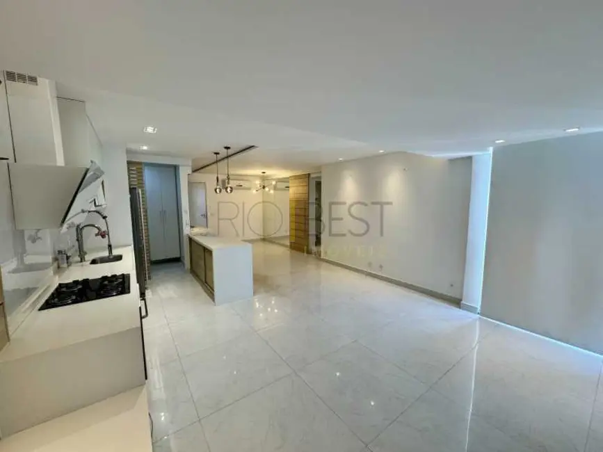 Apartamento com 2 quartos à venda, 75m2 em Rio De Janeiro - RJ - imagem 7 Foto 7 de Apartamento com 2 quartos à venda, 75m2 em Rio De Janeiro - RJ