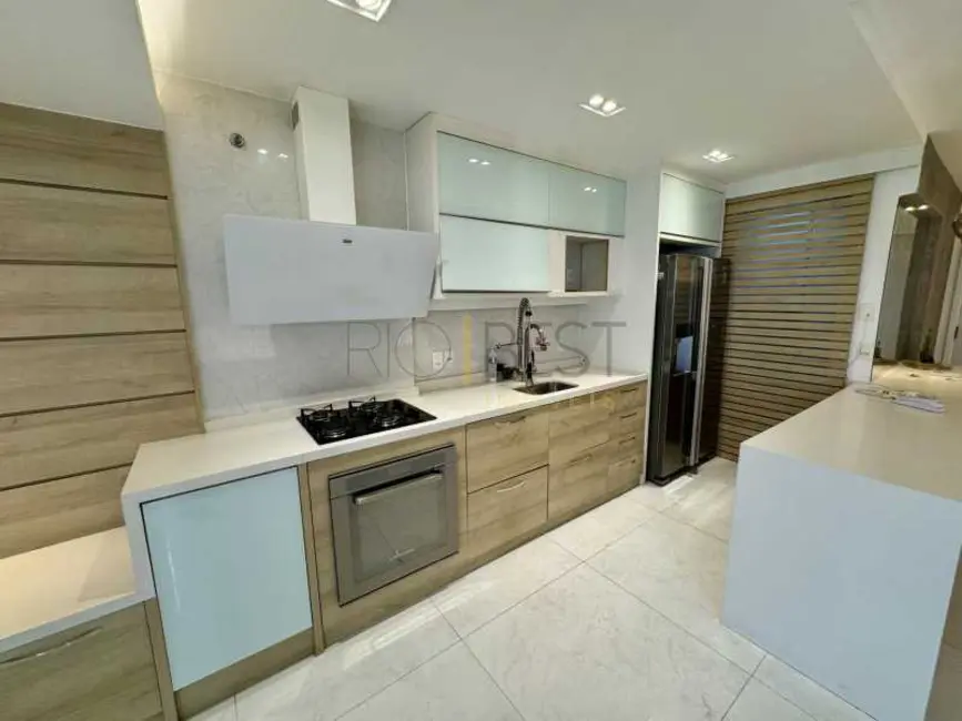 Apartamento com 2 quartos à venda, 75m2 em Rio De Janeiro - RJ - imagem 6 Foto 6 de Apartamento com 2 quartos à venda, 75m2 em Rio De Janeiro - RJ