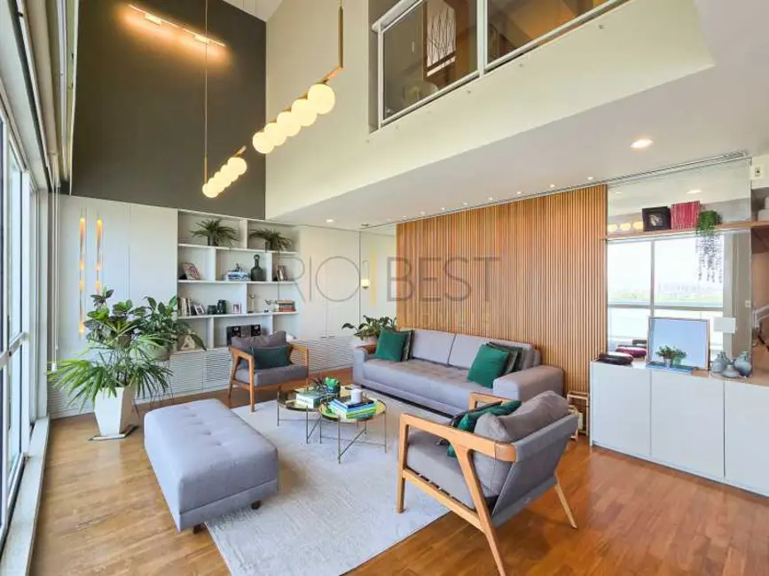 Apartamento com 4 quartos à venda, 227m2 em Rio De Janeiro - RJ - imagem 4 Foto 4 de Apartamento com 4 quartos à venda, 227m2 em Rio De Janeiro - RJ