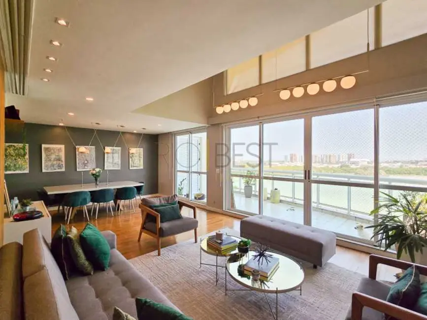 Apartamento com 4 quartos à venda, 227m2 em Rio De Janeiro - RJ - imagem 7 Foto 7 de Apartamento com 4 quartos à venda, 227m2 em Rio De Janeiro - RJ