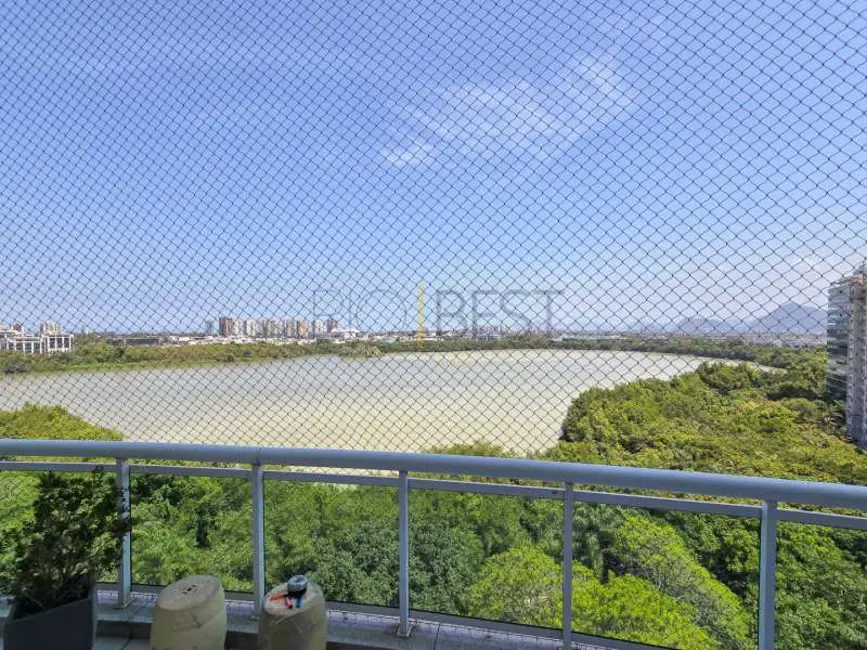 Apartamento com 4 quartos à venda, 227m2 em Rio De Janeiro - RJ - imagem 9 Foto 9 de Apartamento com 4 quartos à venda, 227m2 em Rio De Janeiro - RJ