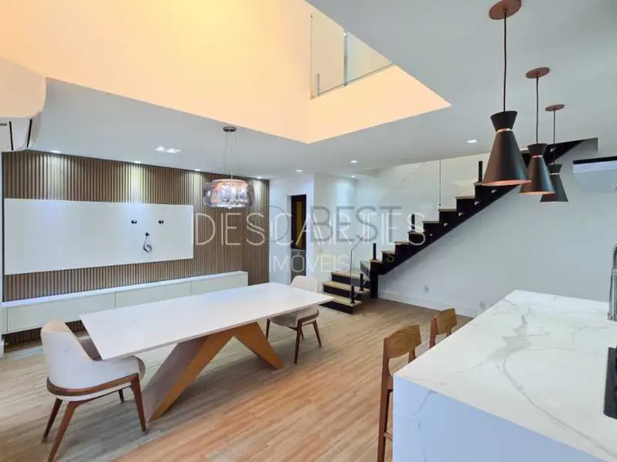 Foto 2 de Apartamento com 3 quartos à venda, 125m2 em Rio De Janeiro - RJ