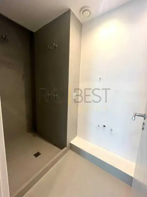 Apartamento com 3 quartos à venda, 151m2 em Rio De Janeiro - RJ - imagem 9 Foto 9 de Apartamento com 3 quartos à venda, 151m2 em Rio De Janeiro - RJ