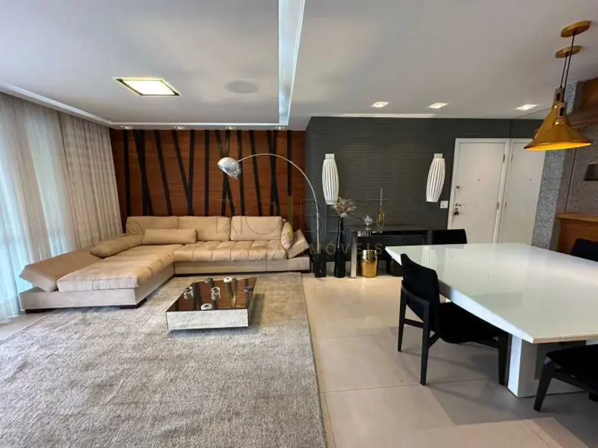 Cobertura com 4 quartos para alugar, 360m2 em Rio De Janeiro - RJ - imagem 3 Foto 3 de Cobertura com 4 quartos para alugar, 360m2 em Rio De Janeiro - RJ