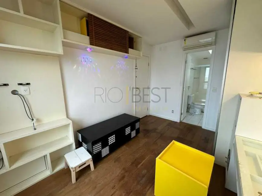 Cobertura com 4 quartos para alugar, 360m2 em Rio De Janeiro - RJ - imagem 9 Foto 9 de Cobertura com 4 quartos para alugar, 360m2 em Rio De Janeiro - RJ