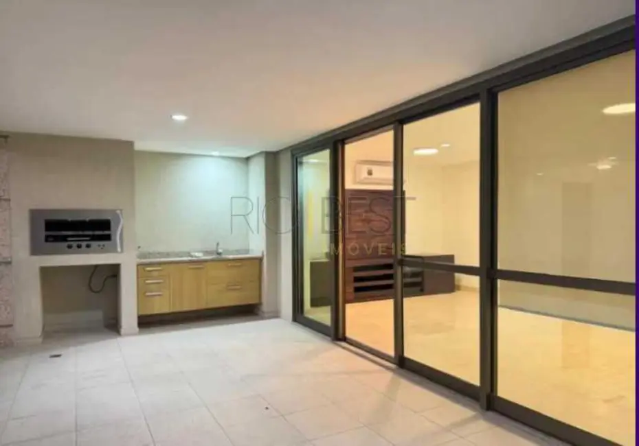 Apartamento com 4 quartos para alugar, 180m2 em Rio De Janeiro - RJ - imagem 2 Foto 2 de Apartamento com 4 quartos para alugar, 180m2 em Rio De Janeiro - RJ