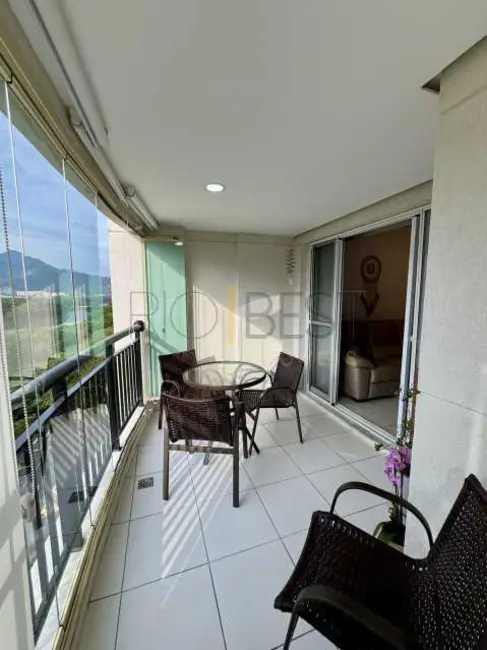 Foto 2 de Apartamento com 3 quartos à venda, 90m2 em Rio De Janeiro - RJ