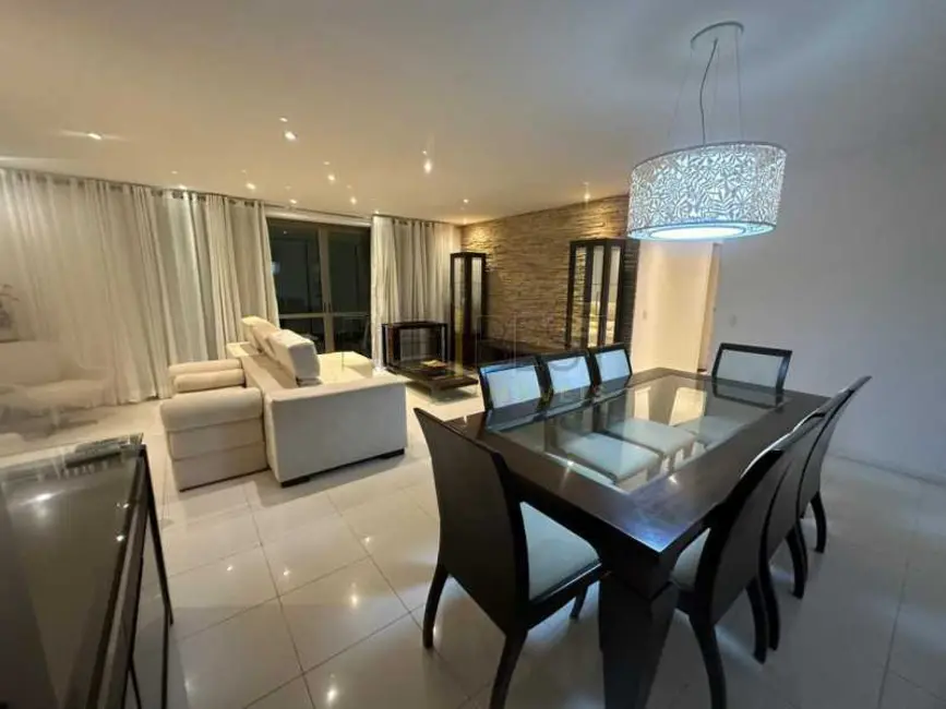 Foto 1 de Apartamento com 4 quartos para alugar, 180m2 em Rio De Janeiro - RJ