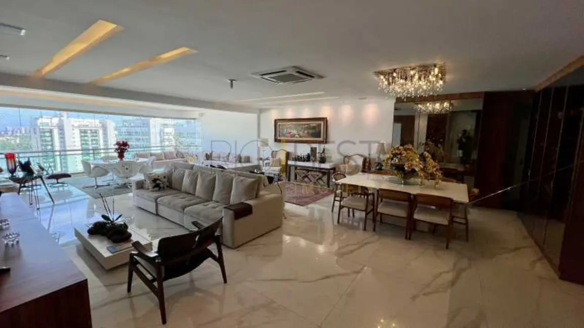 Foto 2 de Cobertura com 5 quartos à venda, 542m2 em Rio De Janeiro - RJ