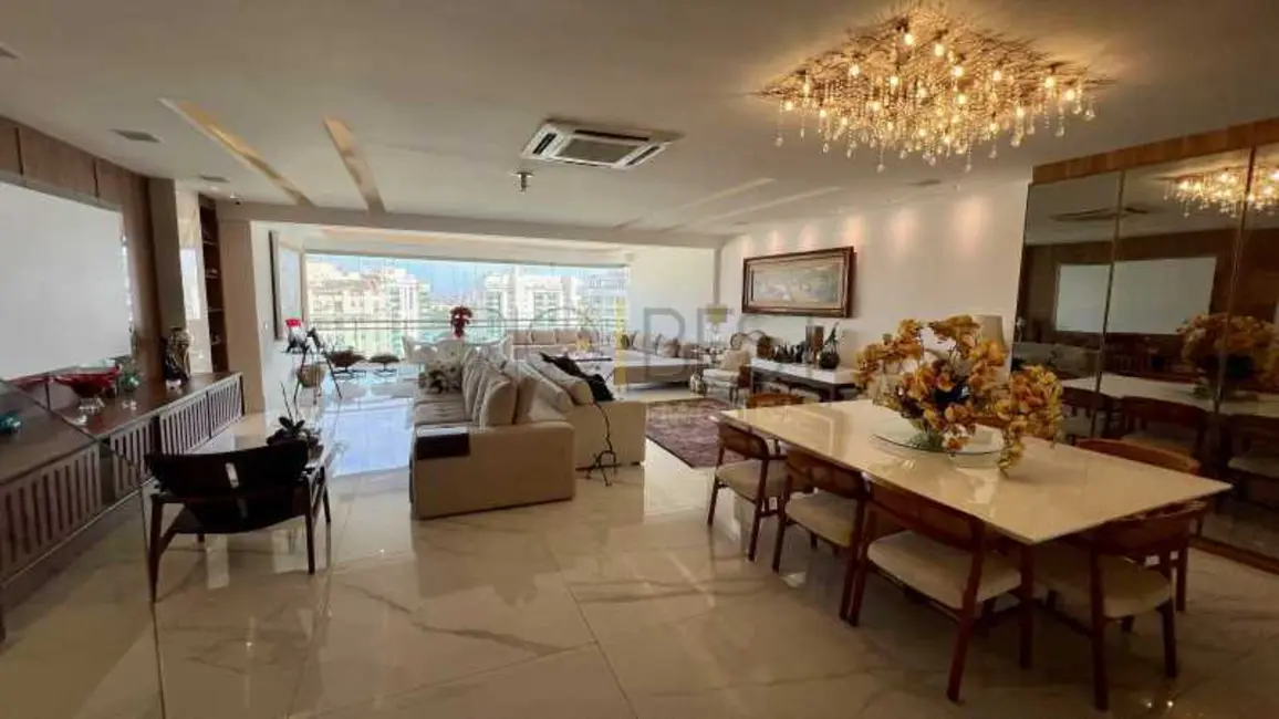 Foto 1 de Cobertura com 5 quartos à venda, 542m2 em Rio De Janeiro - RJ