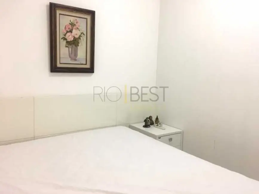 Apartamento com 2 quartos para alugar, 80m2 em Rio De Janeiro - RJ - imagem 8 Foto 8 de Apartamento com 2 quartos para alugar, 80m2 em Rio De Janeiro - RJ