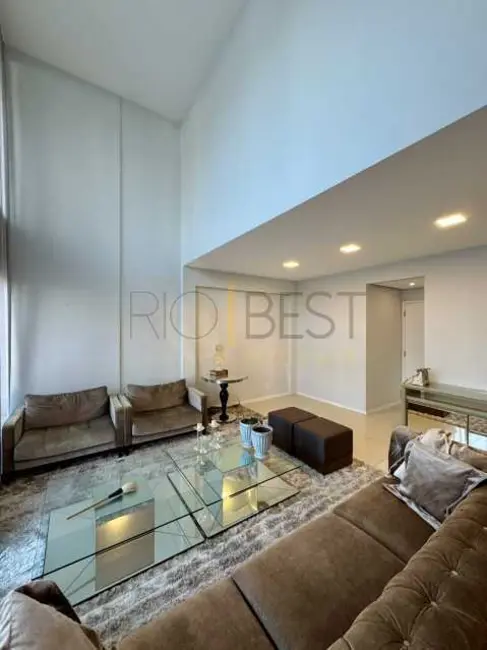 Apartamento com 3 quartos à venda e para alugar, 150m2 em Rio De Janeiro - RJ - imagem 6 Foto 6 de Apartamento com 3 quartos à venda e para alugar, 150m2 em Rio De Janeiro - RJ