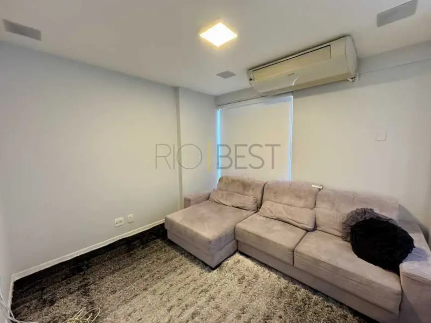 Apartamento com 3 quartos à venda e para alugar, 150m2 em Rio De Janeiro - RJ - imagem 8 Foto 8 de Apartamento com 3 quartos à venda e para alugar, 150m2 em Rio De Janeiro - RJ