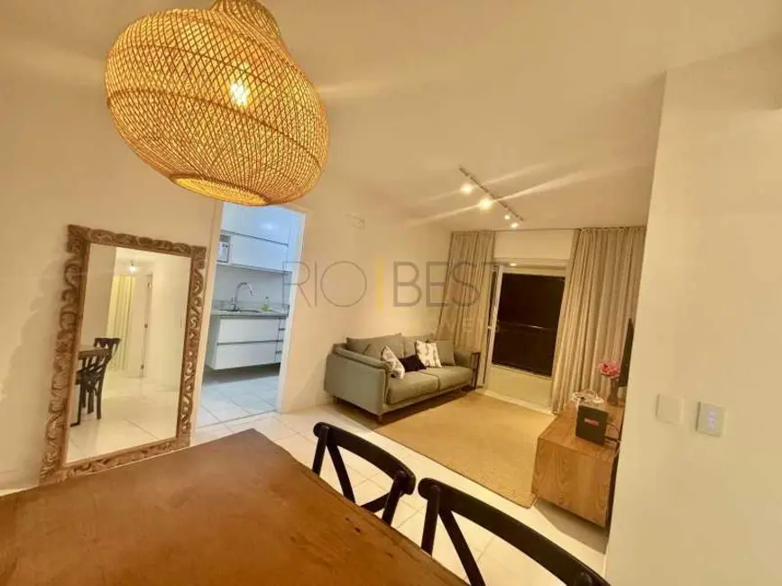 Apartamento com 2 quartos para alugar, 76m2 em Rio De Janeiro - RJ - imagem 4 Foto 4 de Apartamento com 2 quartos para alugar, 76m2 em Rio De Janeiro - RJ