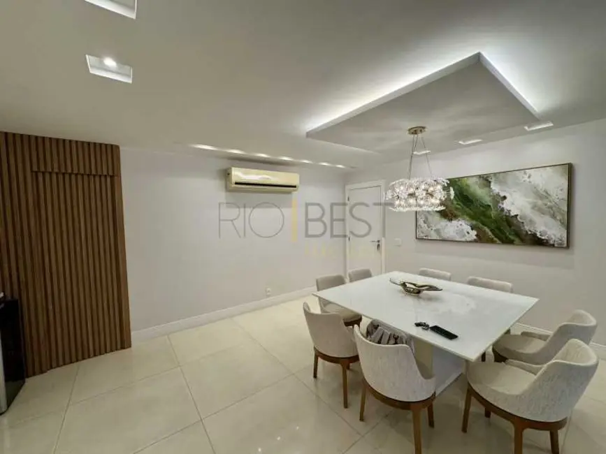 Foto 6 de Apartamento com 4 quartos à venda, 195m2 em Rio De Janeiro - RJ