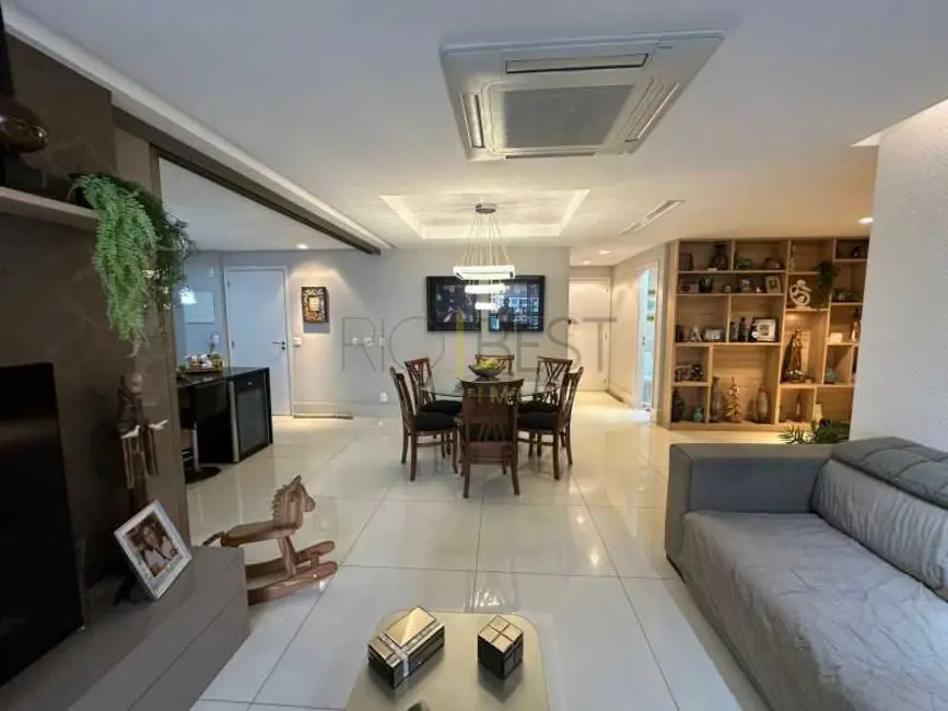 Foto 7 de Apartamento com 4 quartos para alugar, 160m2 em Rio De Janeiro - RJ