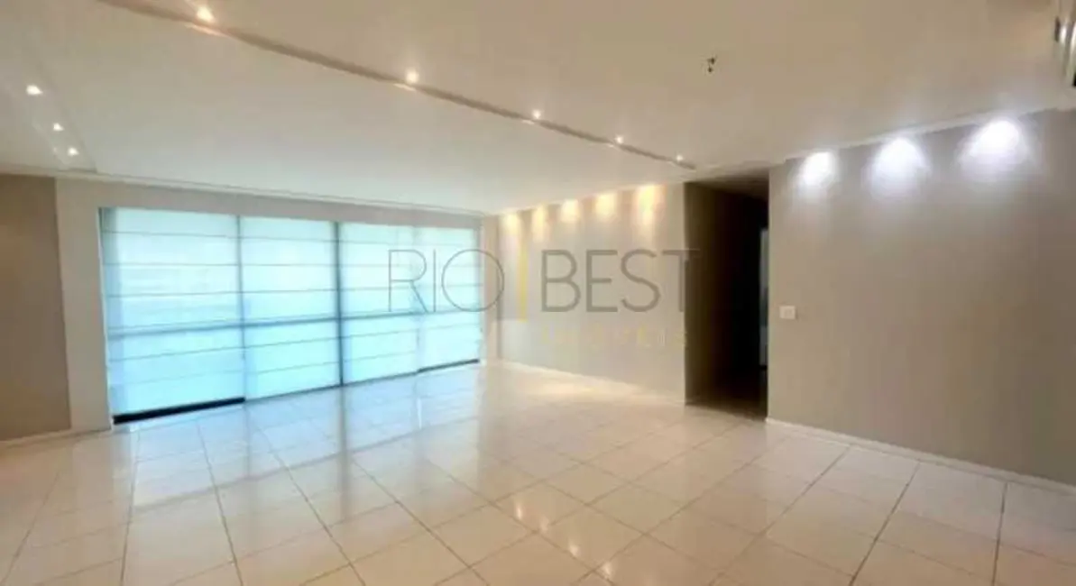 Apartamento com 4 quartos para alugar, 179m2 em Rio De Janeiro - RJ - imagem 6 Foto 6 de Apartamento com 4 quartos para alugar, 179m2 em Rio De Janeiro - RJ