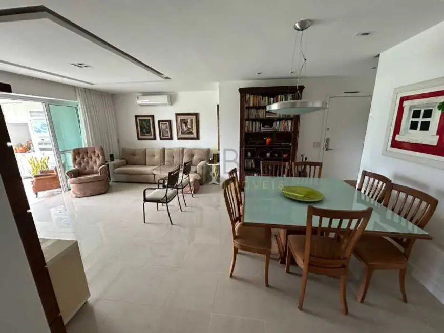 Foto 1 de Apartamento com 4 quartos à venda, 160m2 em Rio De Janeiro - RJ