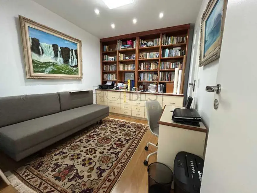 Foto 8 de Apartamento com 4 quartos à venda, 160m2 em Rio De Janeiro - RJ