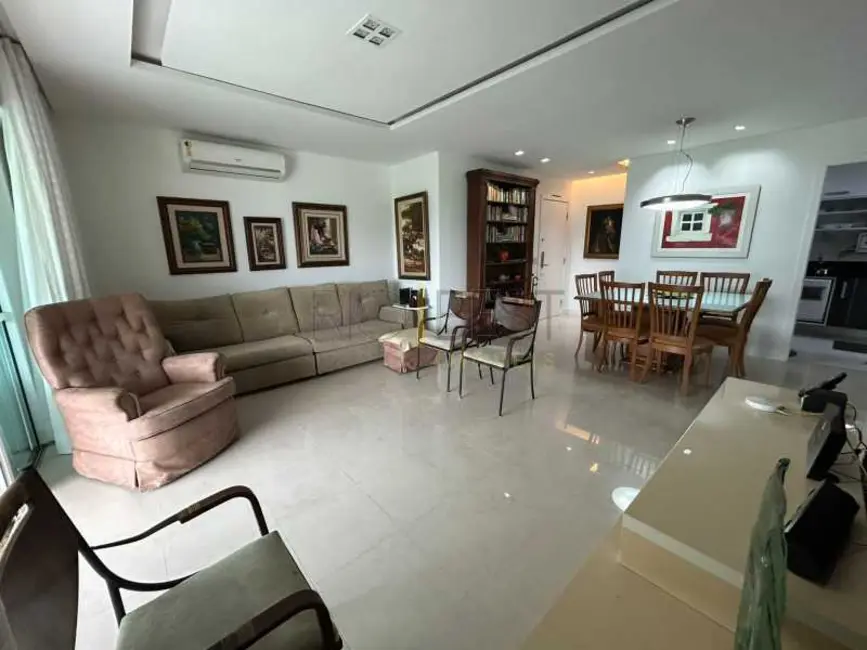 Foto 6 de Apartamento com 4 quartos à venda, 160m2 em Rio De Janeiro - RJ