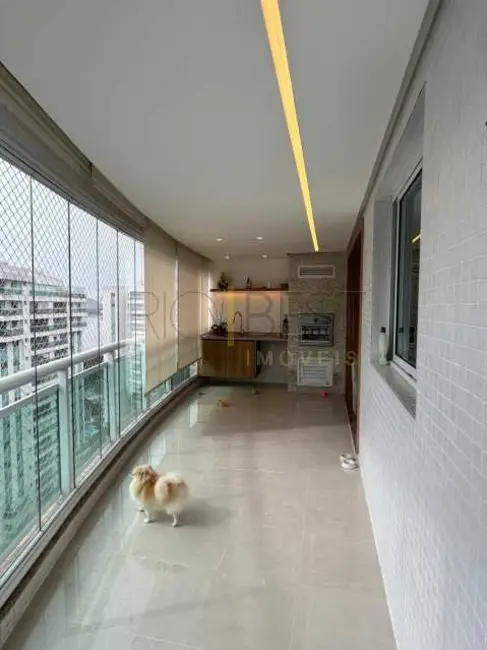 Apartamento com 3 quartos à venda, 127m2 em Rio De Janeiro - RJ - imagem 7 Foto 7 de Apartamento com 3 quartos à venda, 127m2 em Rio De Janeiro - RJ