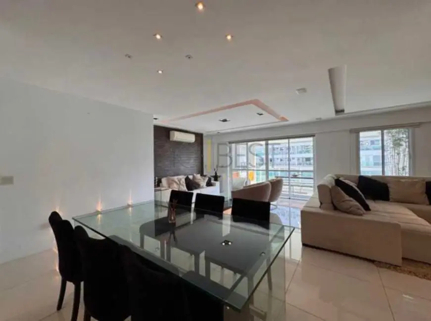 Foto 2 de Apartamento com 3 quartos à venda, 160m2 em Rio De Janeiro - RJ