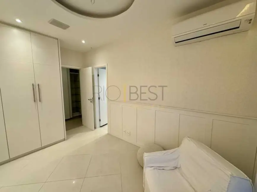 Apartamento com 4 quartos à venda e para alugar, 291m2 em Rio De Janeiro - RJ - imagem 9 Foto 9 de Apartamento com 4 quartos à venda e para alugar, 291m2 em Rio De Janeiro - RJ