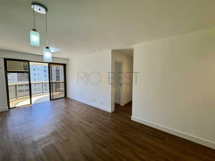 Foto 4 de Apartamento com 2 quartos para alugar, 98m2 em Rio De Janeiro - RJ