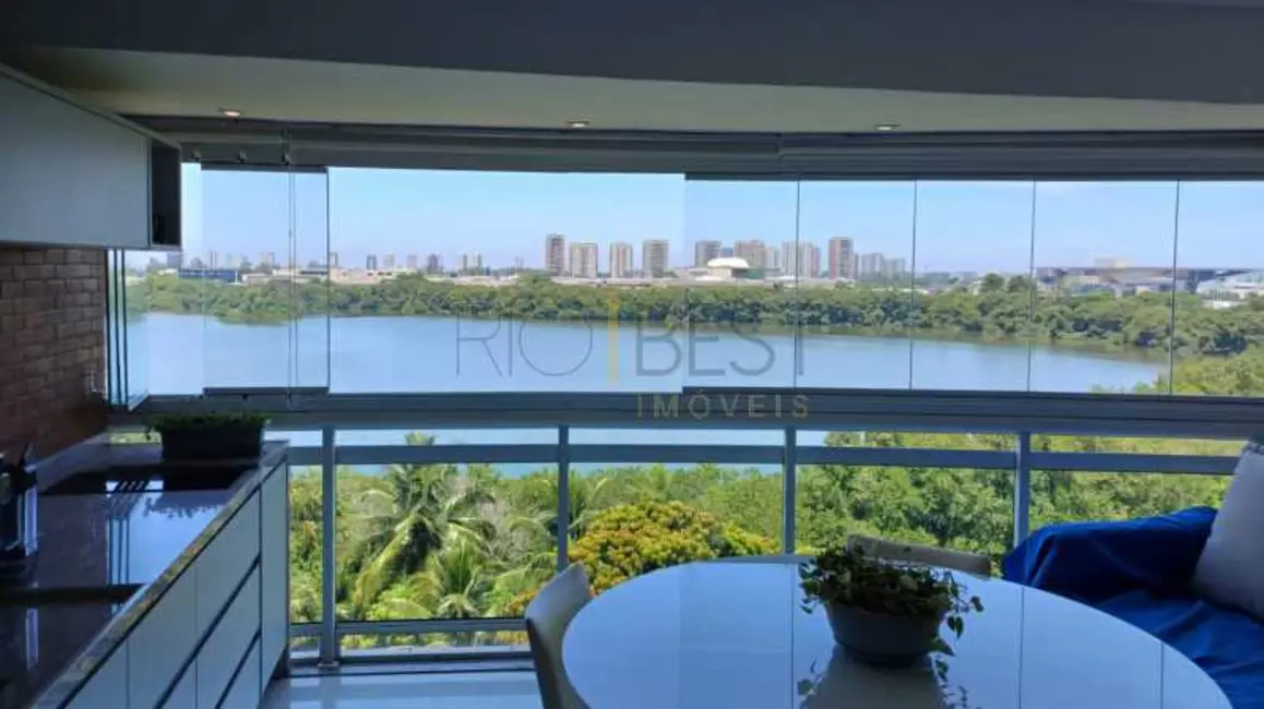 Foto 3 de Apartamento com 3 quartos para alugar, 135m2 em Rio De Janeiro - RJ