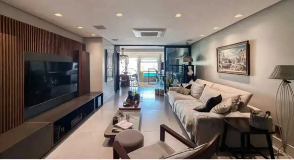 Cobertura com 3 quartos para alugar, 280m2 em Rio De Janeiro - RJ - imagem 3 Foto 3 de Cobertura com 3 quartos para alugar, 280m2 em Rio De Janeiro - RJ