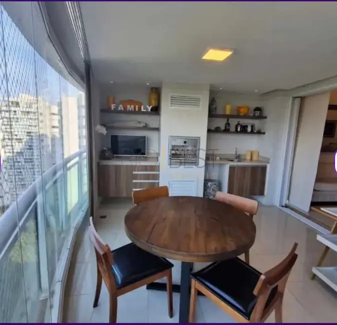 Apartamento com 4 quartos para alugar, 127m2 em Rio De Janeiro - RJ - imagem 1 Foto 1 de Apartamento com 4 quartos para alugar, 127m2 em Rio De Janeiro - RJ