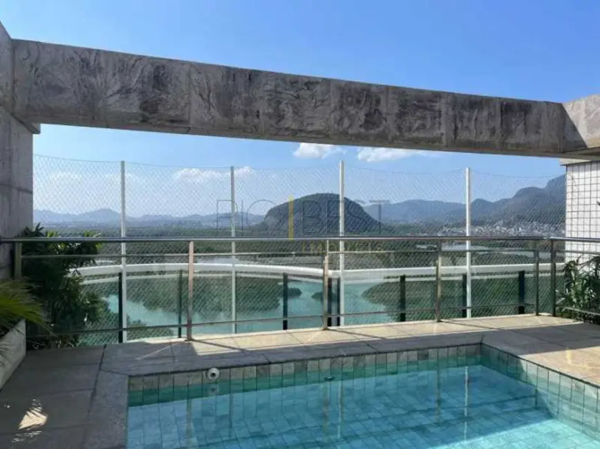 Cobertura com 5 quartos para alugar, 354m2 em Rio De Janeiro - RJ - imagem 9 Foto 9 de Cobertura com 5 quartos para alugar, 354m2 em Rio De Janeiro - RJ