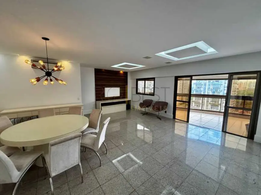 Apartamento com 3 quartos para alugar, 150m2 em Rio De Janeiro - RJ - imagem 3 Foto 3 de Apartamento com 3 quartos para alugar, 150m2 em Rio De Janeiro - RJ