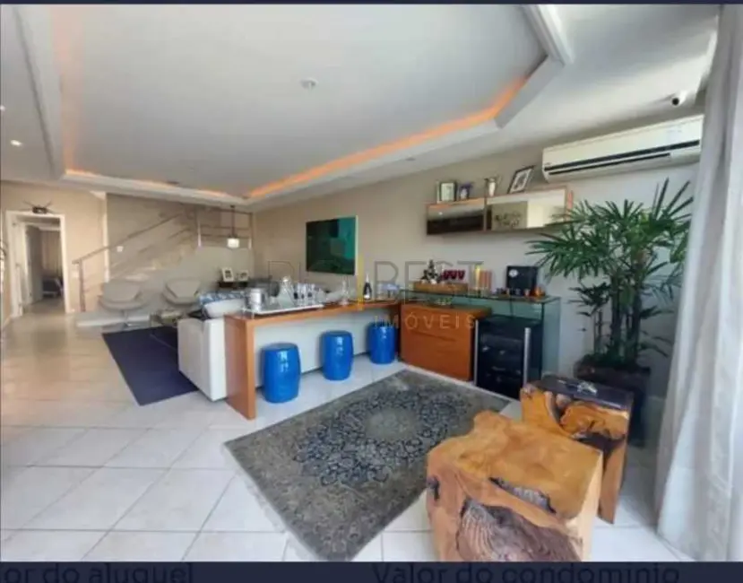 Cobertura com 5 quartos para alugar, 496m2 em Rio De Janeiro - RJ - imagem 1 Foto 1 de Cobertura com 5 quartos para alugar, 496m2 em Rio De Janeiro - RJ