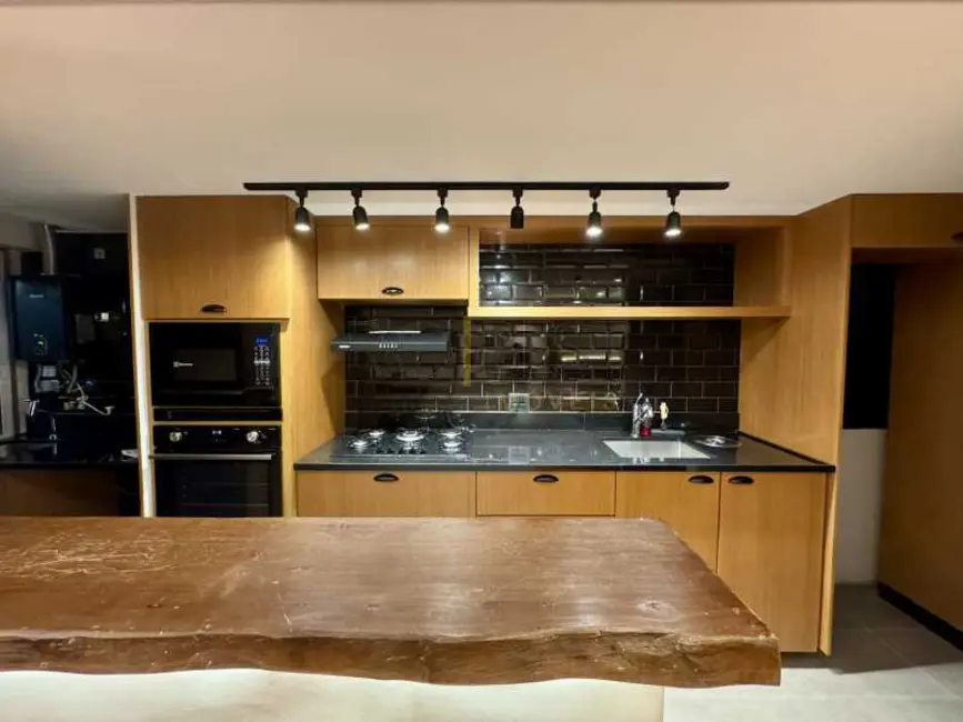 Foto 2 de Apartamento com 2 quartos para alugar, 75m2 em Rio De Janeiro - RJ