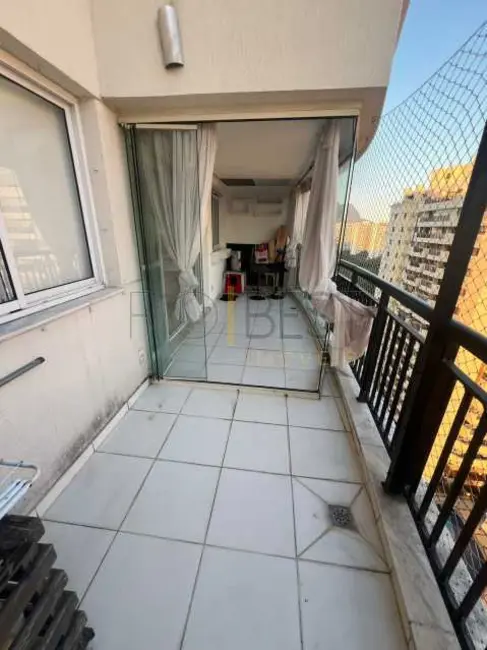 Foto 4 de Apartamento com 2 quartos à venda, 75m2 em Rio De Janeiro - RJ