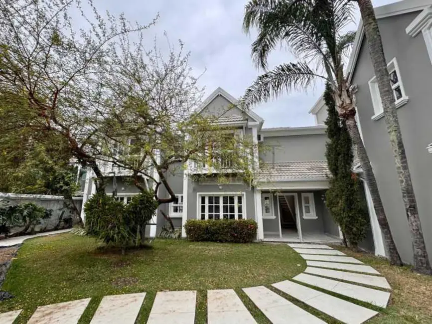 Casa de Condomínio com 6 quartos para alugar, 967m2 em Rio De Janeiro - RJ - imagem 5 Foto 5 de Casa de Condomínio com 6 quartos para alugar, 967m2 em Rio De Janeiro - RJ