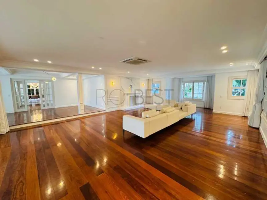 Casa de Condomínio com 6 quartos para alugar, 967m2 em Rio De Janeiro - RJ - imagem 7 Foto 7 de Casa de Condomínio com 6 quartos para alugar, 967m2 em Rio De Janeiro - RJ