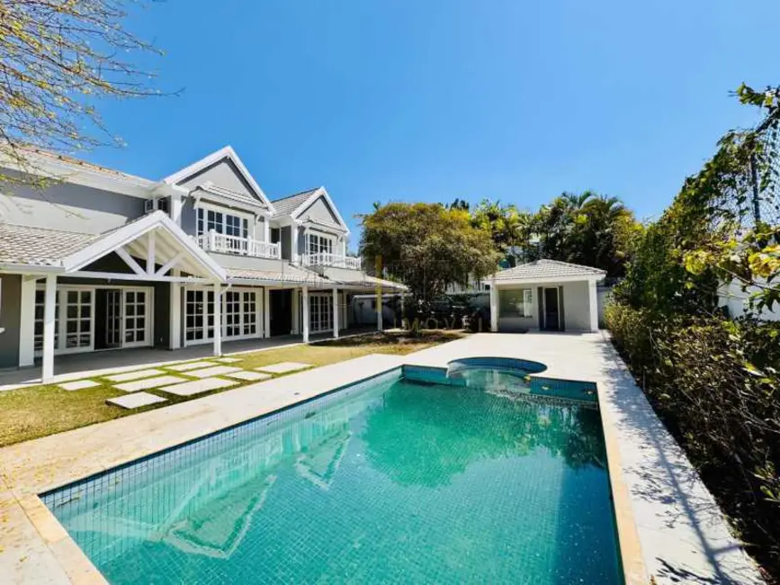Casa de Condomínio com 6 quartos para alugar, 967m2 em Rio De Janeiro - RJ - imagem 3 Foto 3 de Casa de Condomínio com 6 quartos para alugar, 967m2 em Rio De Janeiro - RJ