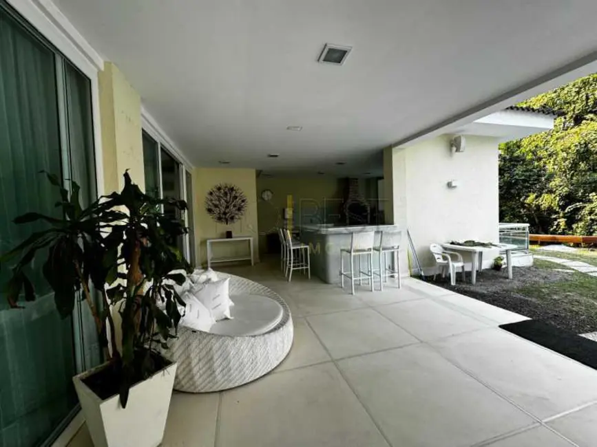 Foto 9 de Casa de Condomínio com 5 quartos para alugar, 1000m2 em Rio De Janeiro - RJ