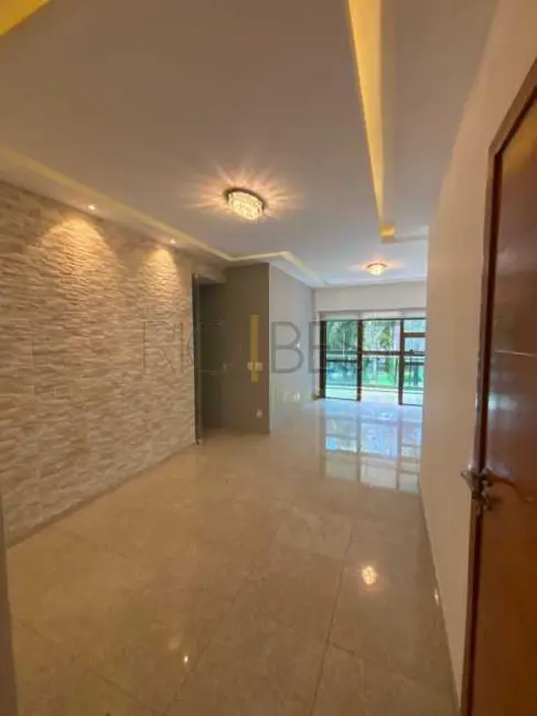 Foto 2 de Apartamento com 3 quartos à venda, 120m2 em Rio De Janeiro - RJ