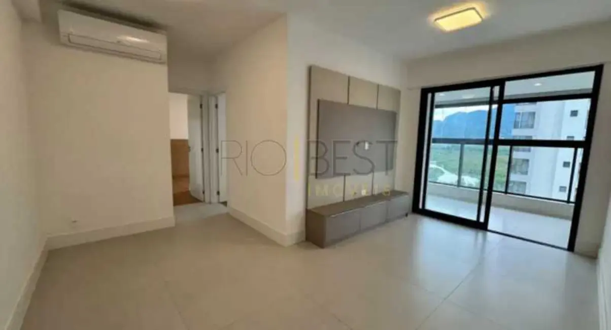 Foto 1 de Apartamento com 2 quartos para alugar, 75m2 em Rio De Janeiro - RJ